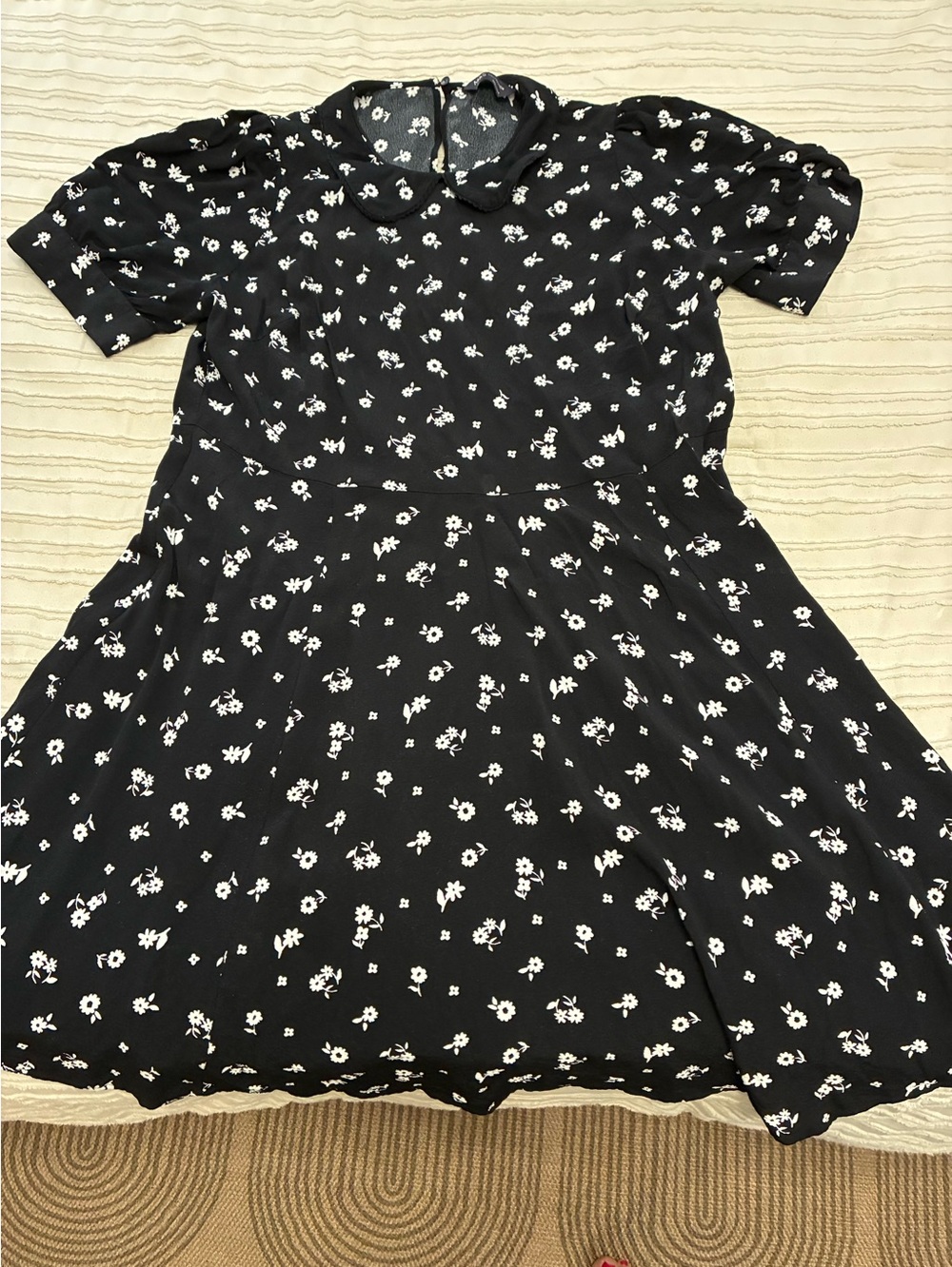 M & S Black Floral midi Short-Sleeve Dress feminine collar - Size 16 (UK 20)